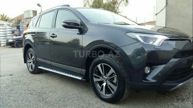 Toyota RAV4 2018, 3,425 km - 0.2 л - Bakı