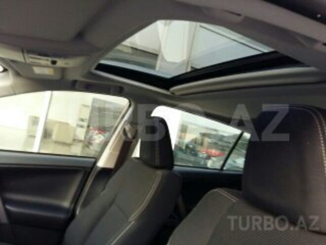 Toyota RAV4 2018, 3,425 km - 0.2 л - Bakı