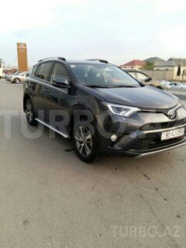 Toyota RAV4 2018, 3,425 km - 0.2 л - Bakı