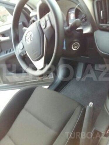 Toyota RAV4 2018, 3,425 km - 0.2 л - Bakı