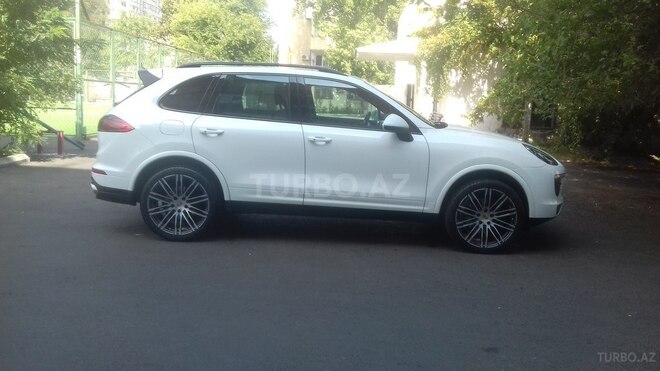 Porsche Cayenne 2017, 29,000 km - 3.6 л - Bakı