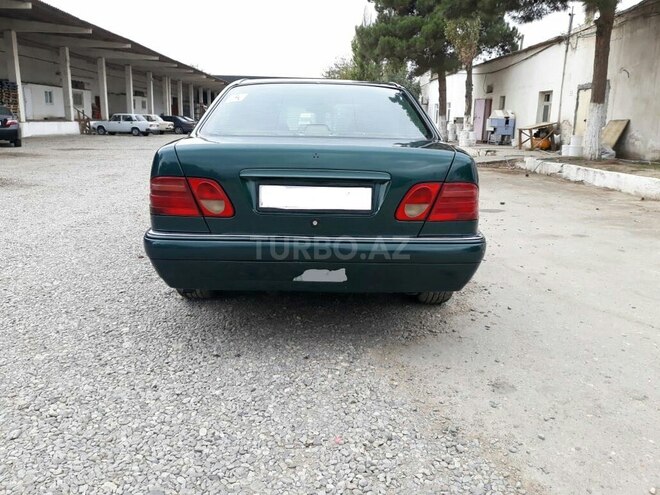 Mercedes E 220 1996, 652,856 km - 2.2 l - Bakı