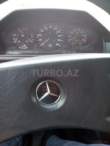 Mercedes E 200 1990, 419,127 km - 2.0 л - Bakı