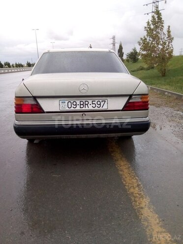Mercedes E 200 1990, 419,127 km - 2.0 л - Bakı