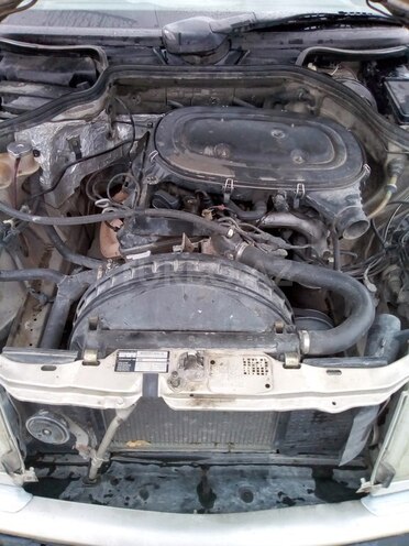 Mercedes E 200 1990, 419,127 km - 2.0 л - Bakı