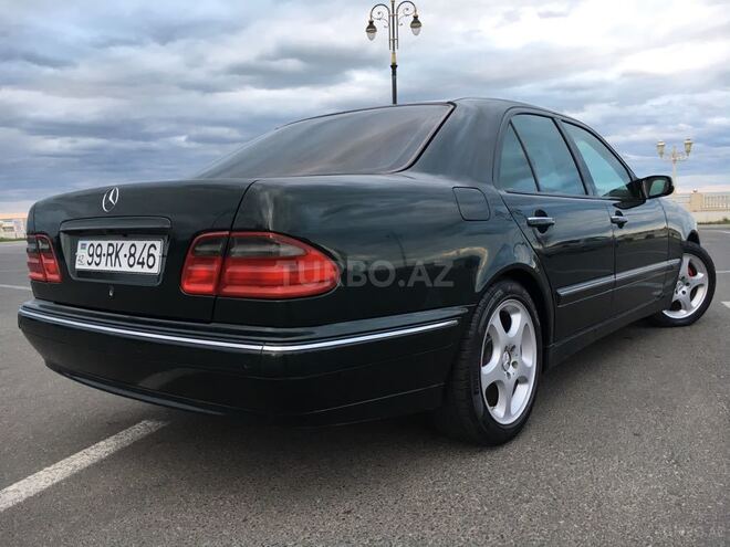 Mercedes E 280 2000, 298,000 km - 2.8 л - Sumqayıt