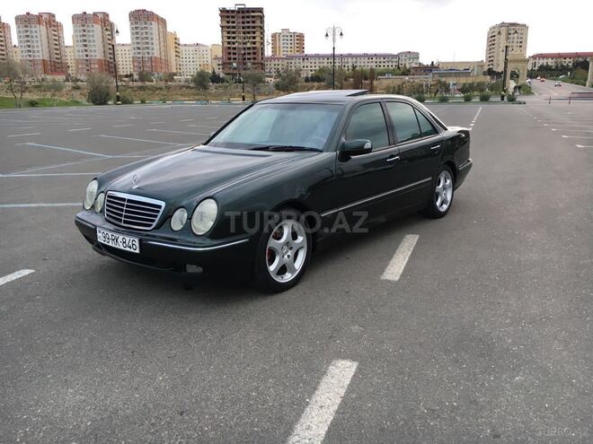 Mercedes E 280 2000, 298,000 km - 2.8 л - Sumqayıt
