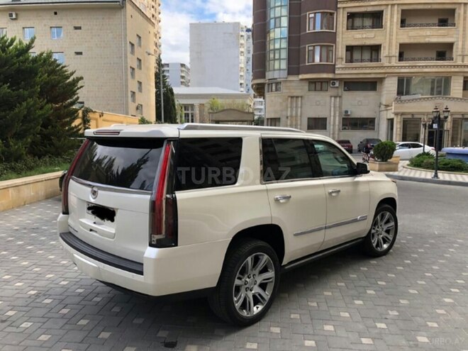Cadillac Escalade 2014, 92,000 km - 6.2 l - Bakı