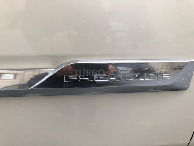 Cadillac Escalade 2014, 92,000 km - 6.2 l - Bakı