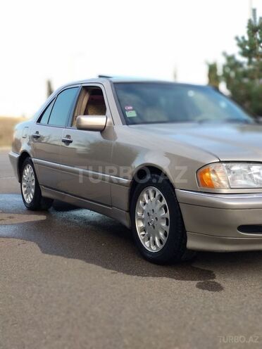 Mercedes C 230 1997, 257,000 km - 2.3 l - Gəncə
