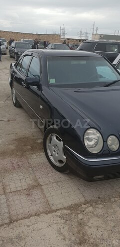 Mercedes E 200 1999, 253,000 km - 2.0 l - Sumqayıt