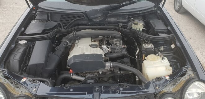 Mercedes E 200 1999, 253,000 km - 2.0 l - Sumqayıt