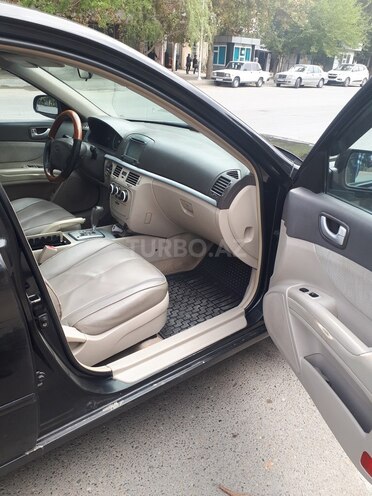 Hyundai Sonata 2005, 279,000 km - 2.4 л - 