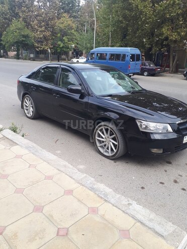 Hyundai Sonata 2005, 279,000 km - 2.4 л - 