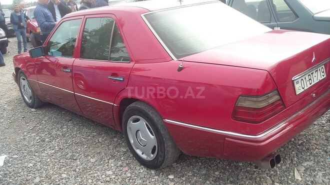 Mercedes E 280 1992, 287,017 km - 2.8 l - Gəncə