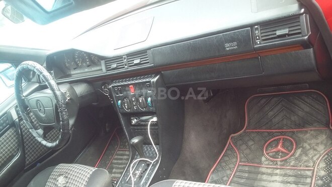 Mercedes E 280 1992, 287,017 km - 2.8 l - Gəncə