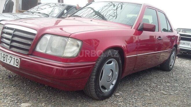 Mercedes E 280 1992, 287,017 km - 2.8 l - Gəncə