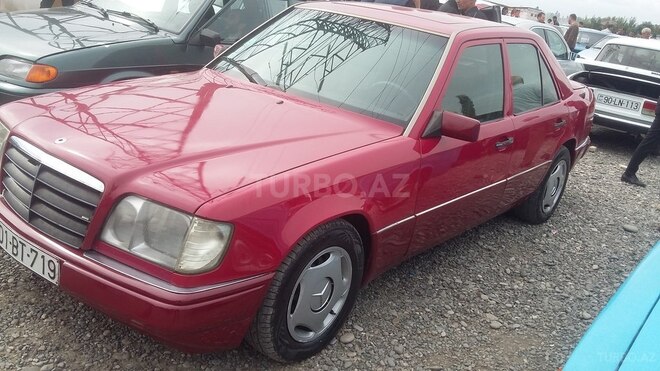 Mercedes E 280 1992, 287,017 km - 2.8 l - Gəncə