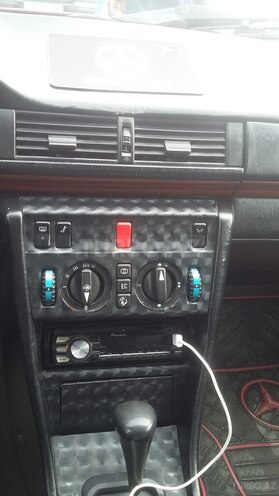 Mercedes E 280 1992, 287,017 km - 2.8 l - Gəncə