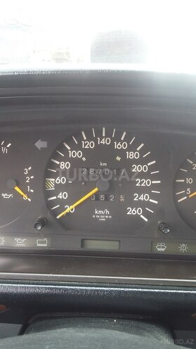 Mercedes E 280 1992, 287,017 km - 2.8 l - Gəncə