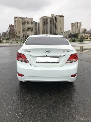 Hyundai Accent 2011, 140,000 km - 1.6 l - Bakı