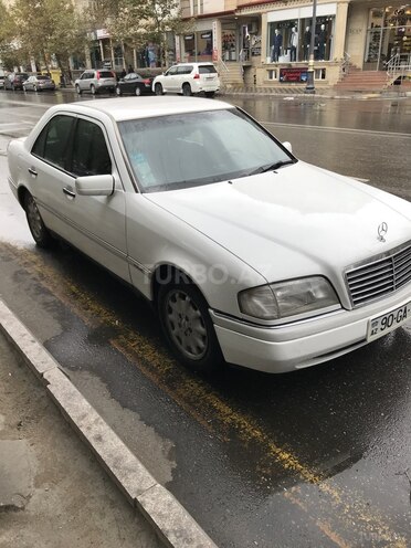 Mercedes C 200 1995, 368,000 km - 2.0 l - Bakı