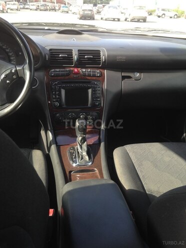 Mercedes C 200 2001, 370,000 km - 2.0 l - Bakı