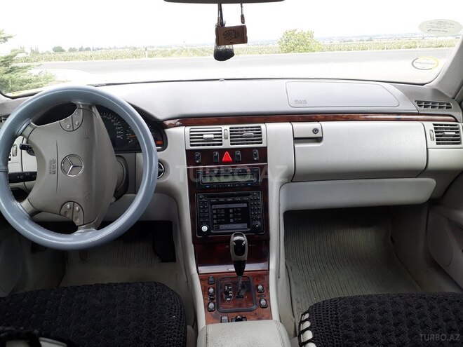 Mercedes E 240 2000, 220,000 km - 2.4 l - Şəmkir