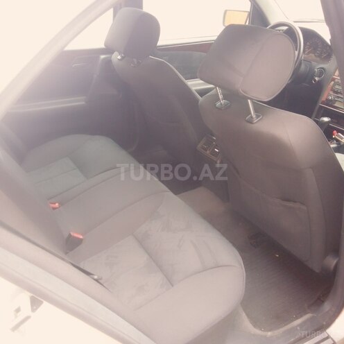 Mercedes E 240 1998, 269,716 km - 2.6 l - Bakı