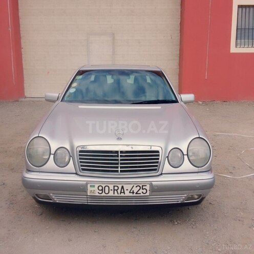 Mercedes E 240 1998, 269,716 km - 2.6 l - Bakı