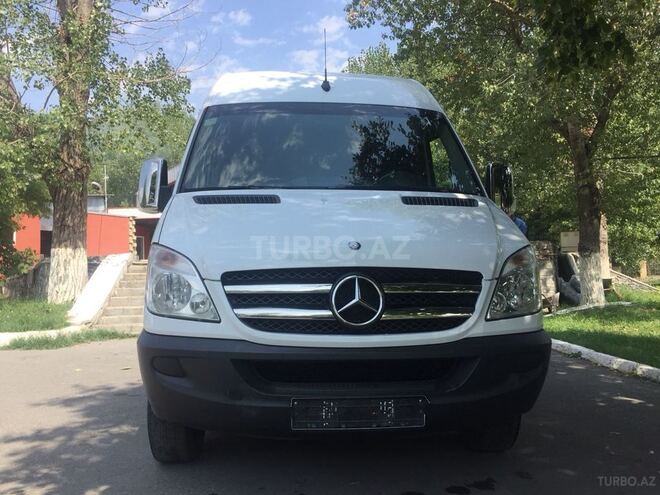 Mercedes Sprinter 515 2007, 185,000 km - 2.2 л - Qax