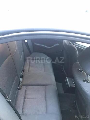 BMW 318 2002, 233,000 km - 2.0 l - Bakı