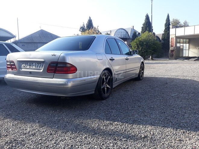 Mercedes E 280 1999, 295,000 km - 2.8 l - Gəncə