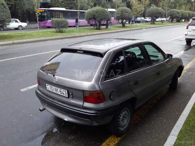 Opel Astra 1992, 409,179 km - 1.4 l - Sumqayıt
