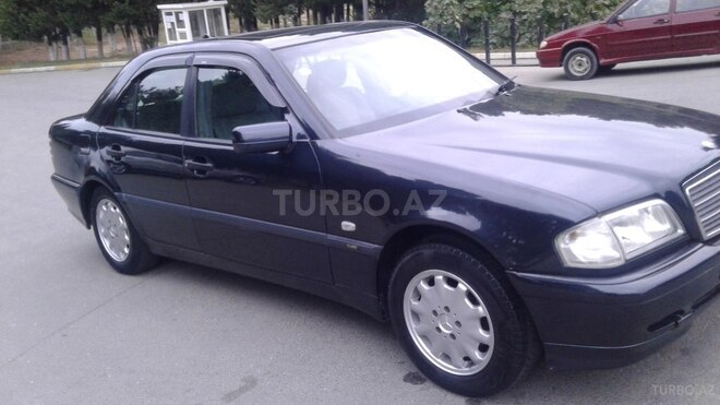 Mercedes C 200 2000, 280,522 km - 2.0 l - Bakı