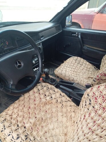 Mercedes 190 1992, 121 km - 2.0 л - Bərdə