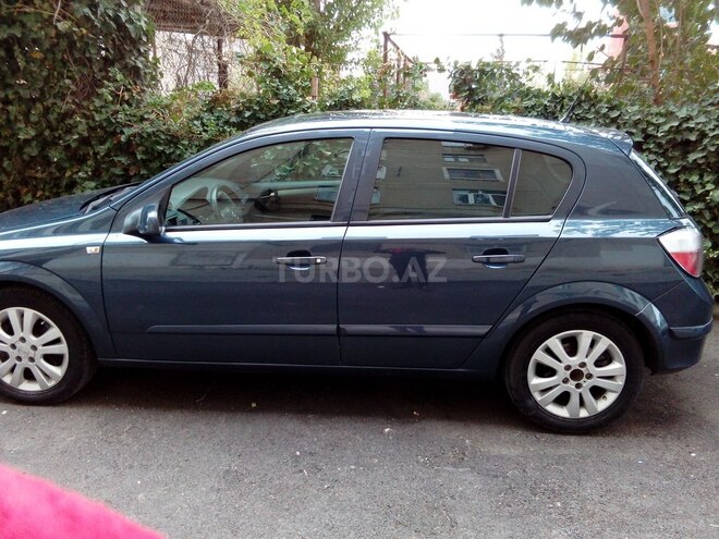 Opel Astra 2006, 240,000 km - 1.9 l - Bakı