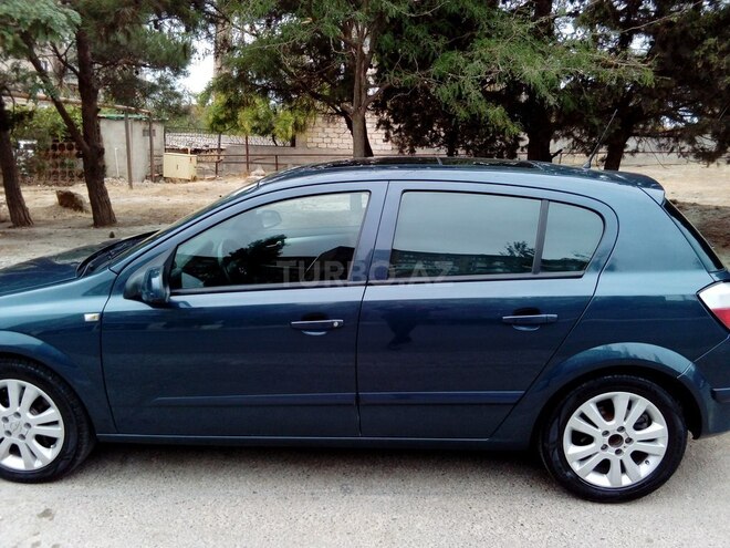 Opel Astra 2006, 240,000 km - 1.9 l - Bakı