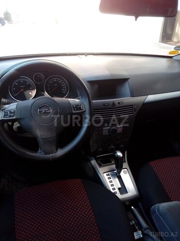 Opel Astra 2006, 240,000 km - 1.9 l - Bakı