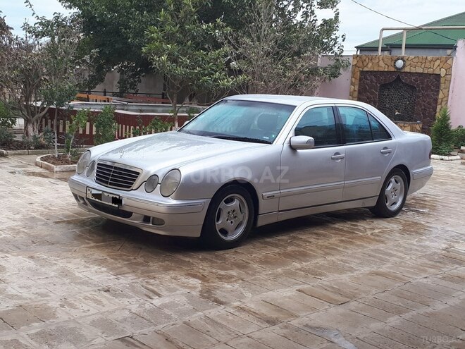 Mercedes E 220 1999, 381,000 km - 2.2 l - Bakı