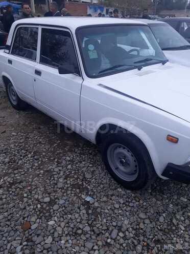 LADA (VAZ) 2107 2007, 385,000 km - 1.6 l - Yevlax