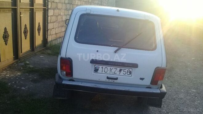 LADA (VAZ) Niva 2002, 170,000 km - 1.7 l - Quba