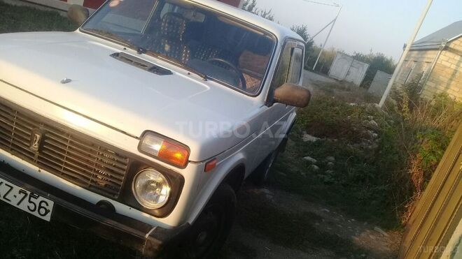 LADA (VAZ) Niva 2002, 170,000 km - 1.7 l - Quba