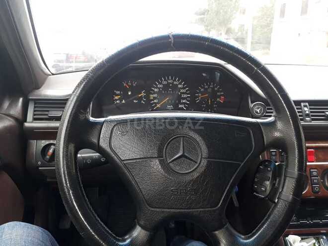 Mercedes E 320 1993, 393,000 km - 3.2 л - Bakı
