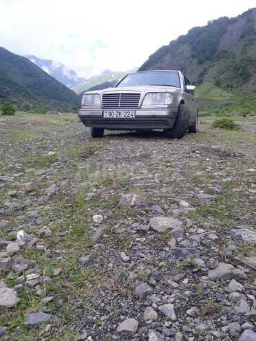 Mercedes E 320 1993, 393,000 km - 3.2 л - Bakı