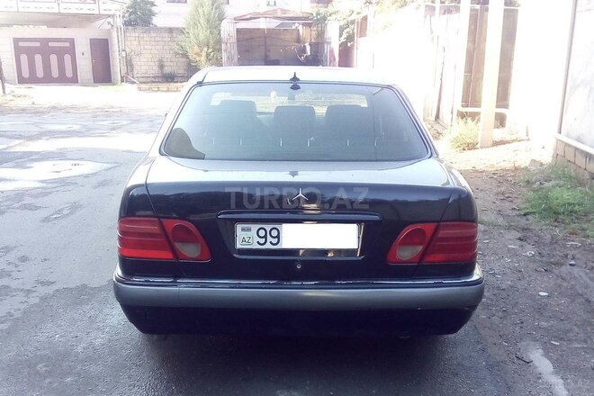 Mercedes E 220 1998, 300,000 km - 2.2 l - Şirvan