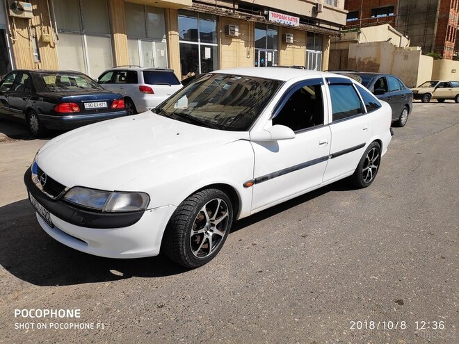 Opel Vectra 1997, 380,000 km - 1.8 l - Bakı