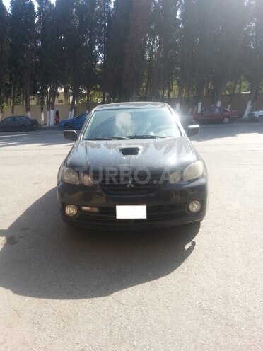 Mitsubishi Airtrek 2002, 220,000 km - 2.0 л - Bakı