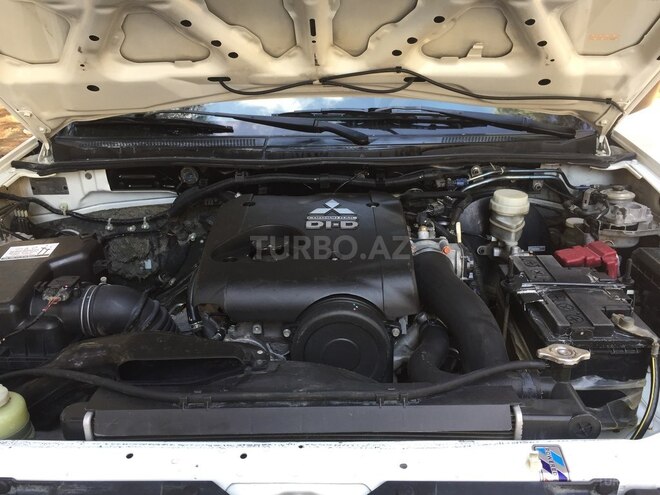 Mitsubishi L200 2011, 278,046 km - 2.5 l - Sumqayıt