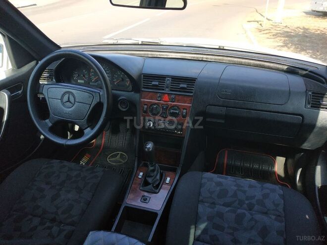 Mercedes C 200 1998, 242,000 km - 2.0 l - Sumqayıt